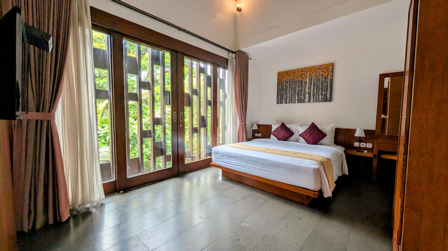 Bedroom 8