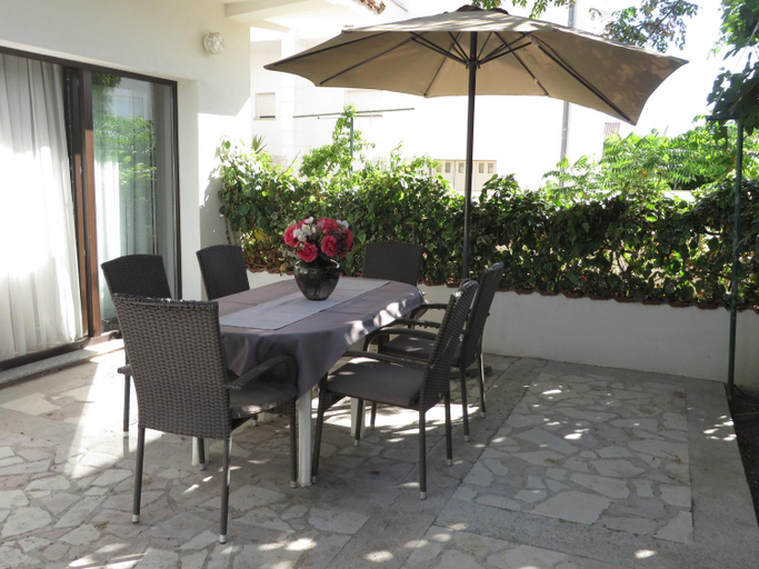 Others 3, Apartments Amfa, Biograd na Moru