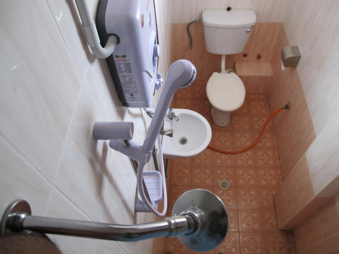 Bathroom 5