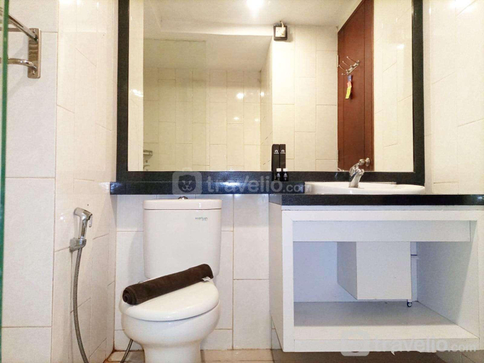 Bathroom 5, Luxurious Studio Mataram City Apartmen By Travelio, Sleman