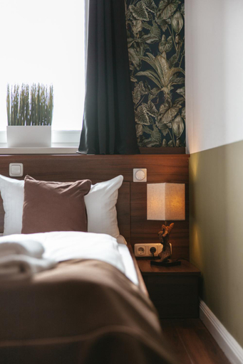 Bedroom 4, Hotel North, Hamburg