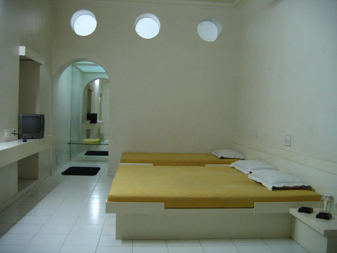3, Hotel Plaza -BOOKING FOR FOREIGN TOURIST-, Jalgaon