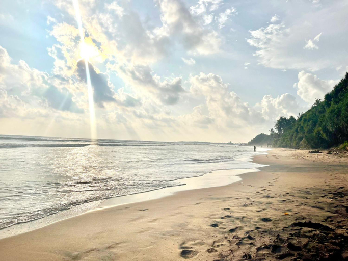 Others 5, Atteriya HILLTOP , Matara Four Gravets