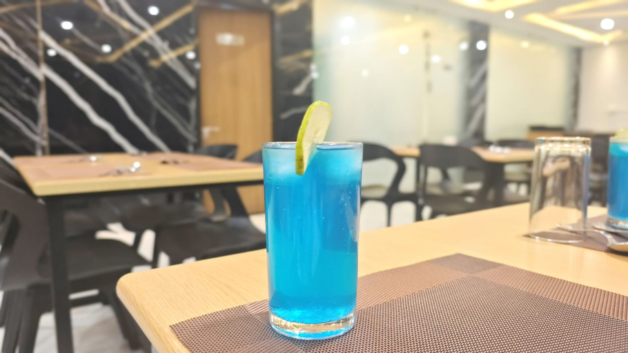 Food & Drinks 4, The Sky Imperial Unity Inn, Narmada