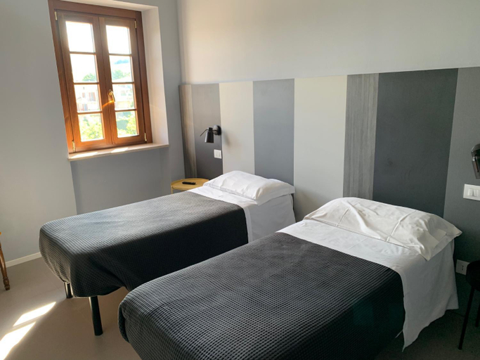 Others 3, Locanda della Posta, Ancona