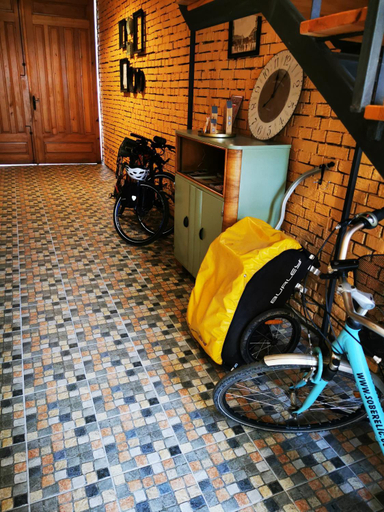 Others 5, Guest House Relic, Sombor