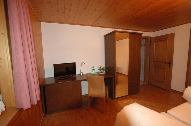 Others 2, Hotel Pension Im Dorf, Wil