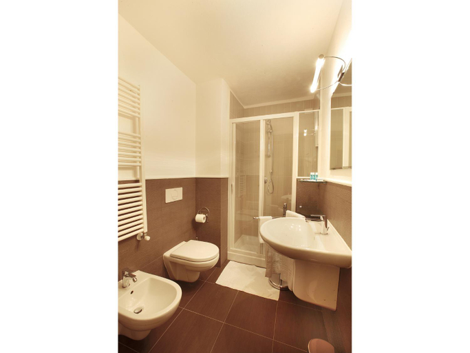 Bathroom 4, Residenze Portacastello, Isernia