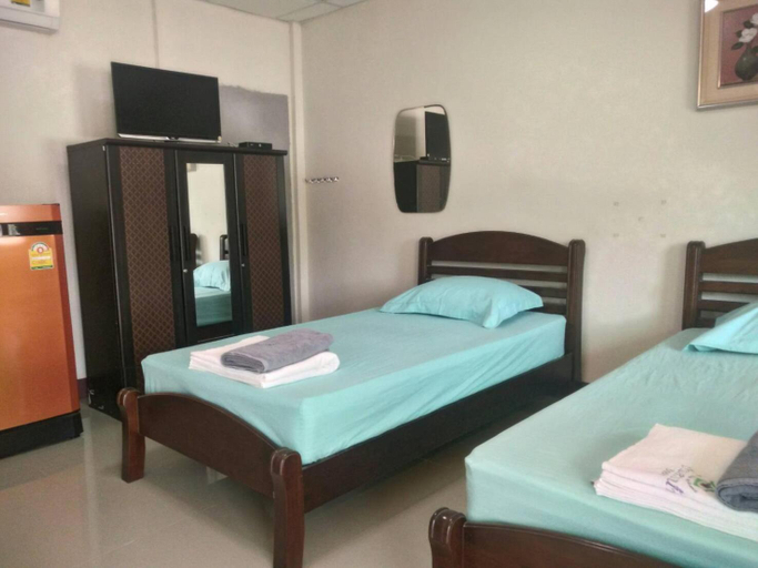 Bedroom 2, Baan Suan Nam Resort, Don Sak