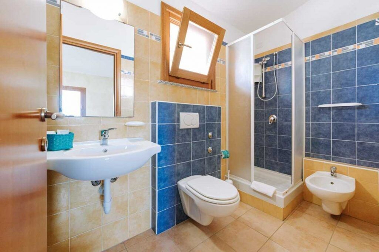 Bathroom 5, Mimose Beach Village, Sassari