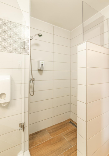 Bathroom 3, Autohof Top Hotel Hegyeshalom, Mosonmagyaróvár