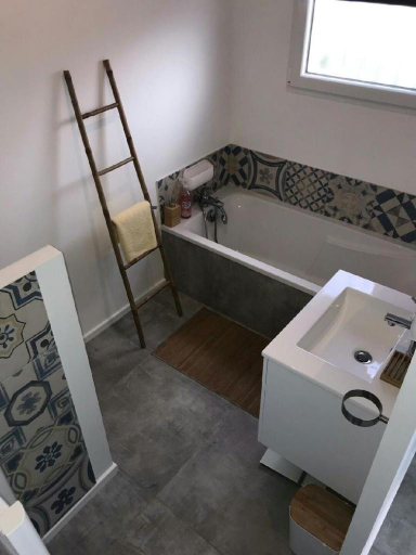 Bathroom, jardin zen, Var