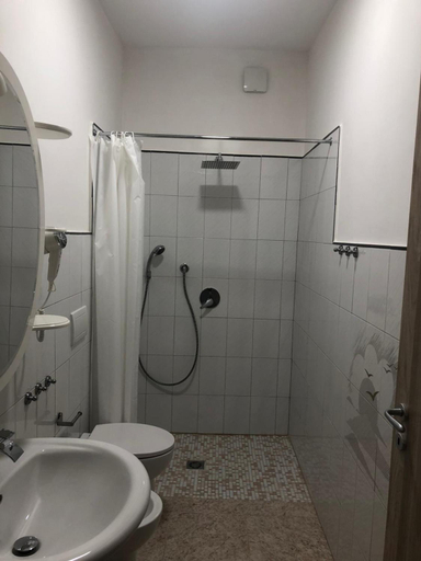 Others 4, B&B Antonella, Roma
