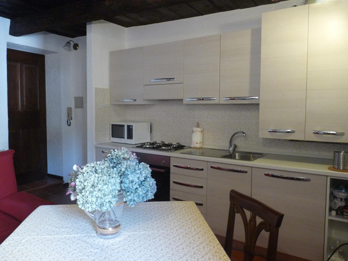 Others 4, Apartments Cusius and Horta, Novara