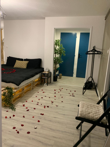 Bedroom 13
