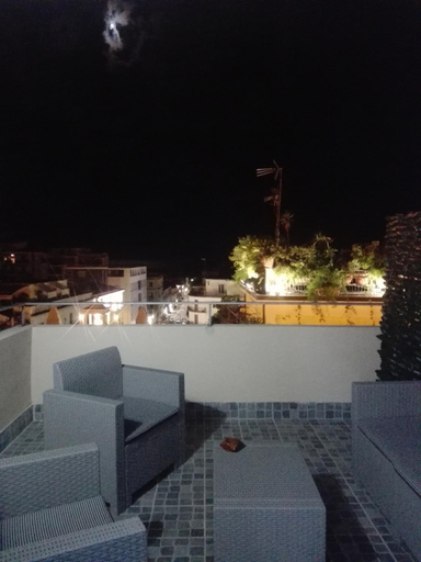 Others 3, B&B Rosy, Cosenza