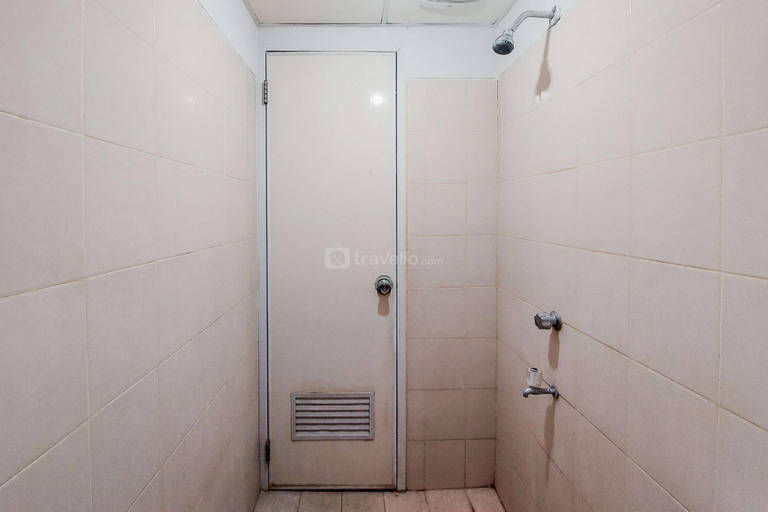 Others 2, Comfort and Nice 2BR Serpong Greenview By Travelio, Tangerang Selatan