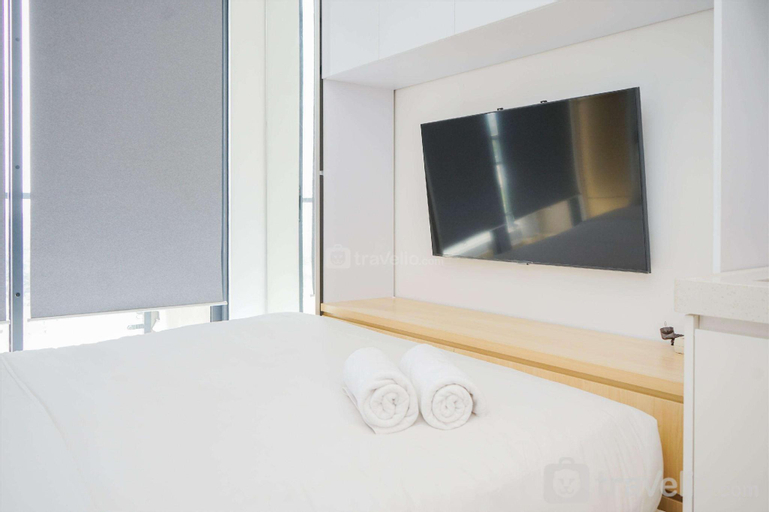 Great Location Studio Sky House BSD By Travelio, South Tangerang