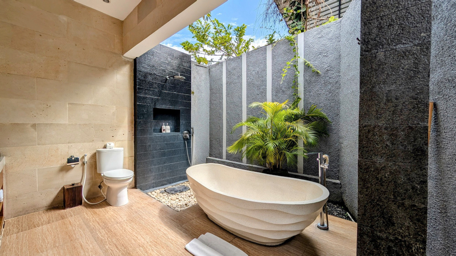 Bathroom 9