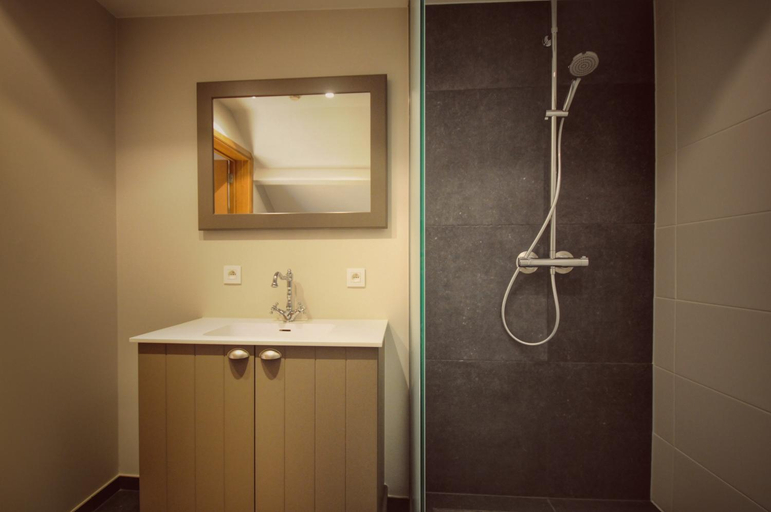 Bathroom 3, B&B Stillant, Antwerpen