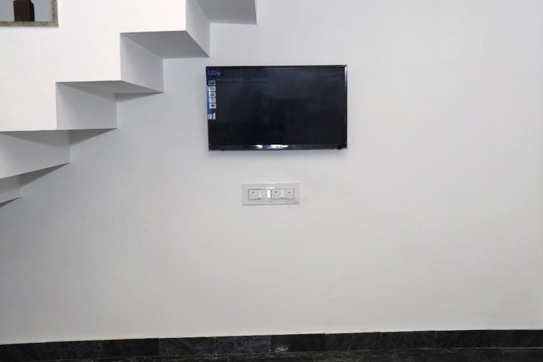 Others 5, Heaven Nest Stay, Chennai