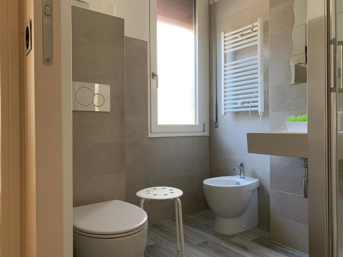 Others 4, B&B Natu, Cagliari