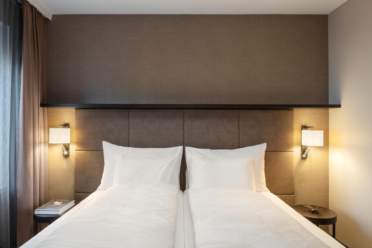 Bedroom 12