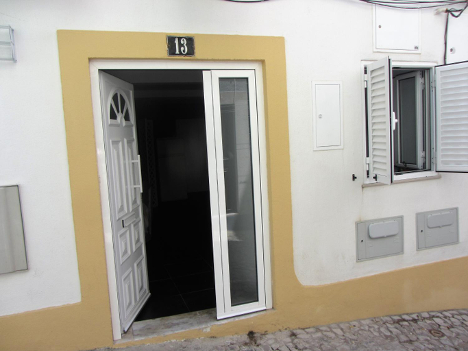 Others 5, Apartment My Home, Sesimbra