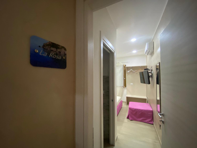 Others 3, B&B Mediterraneo, Cosenza