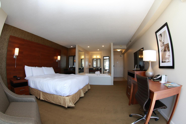 Bedroom 2, Budget Host Inn & Suites, Mackinac