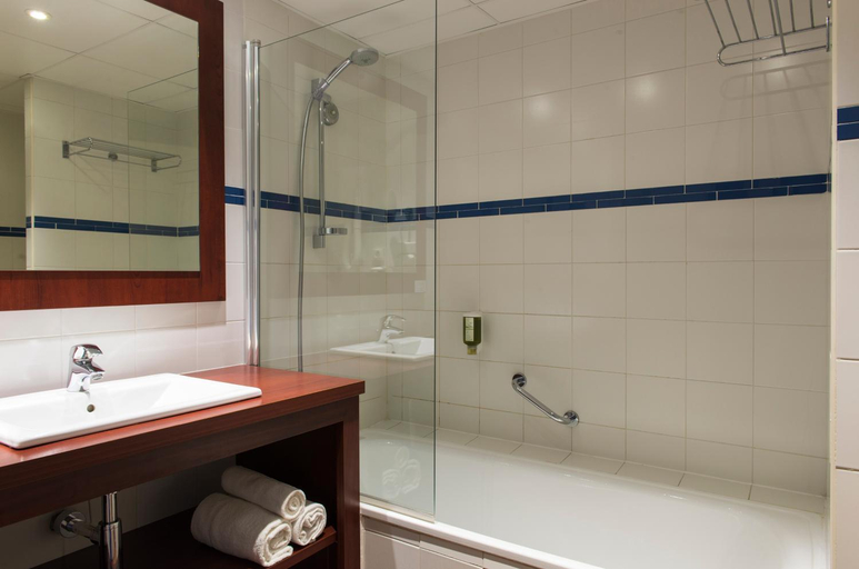 Bathroom 4, Hotel Les Jardins De Sainte Maxime, Var