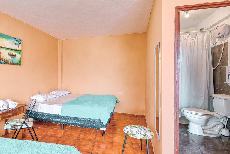 Bedroom 2, Amigos, San Pedro La Laguna