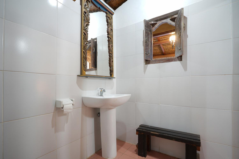 Bathroom 3