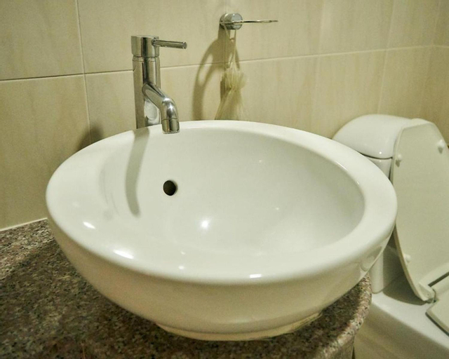 Bathroom 4
