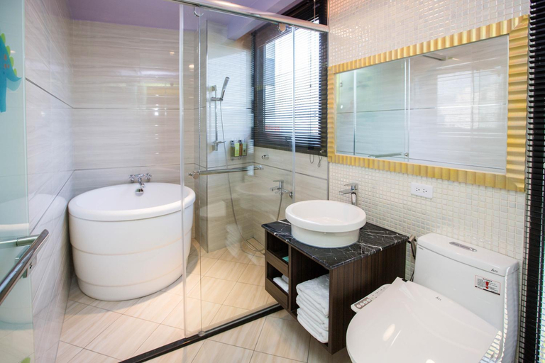Bathroom 2