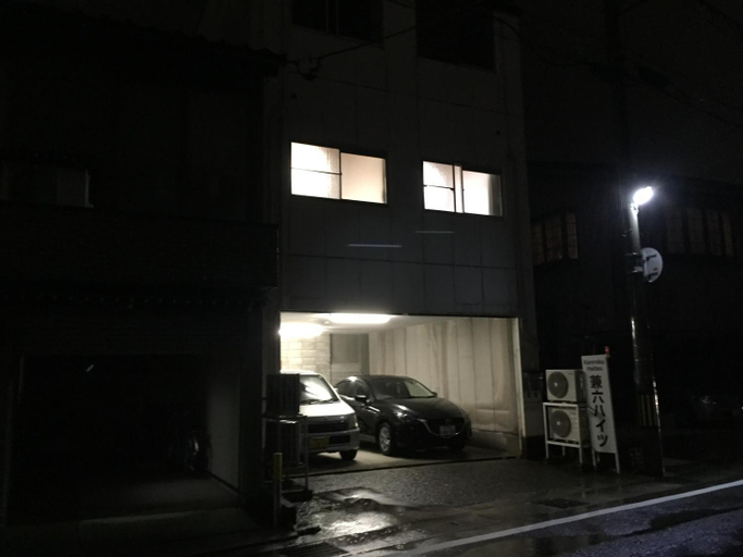 Others 2, Kenroku Haitsu 205, Kanazawa