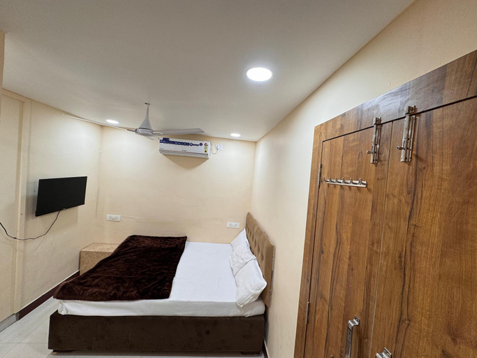 Others 5, Hotel Shree Parwati Palace, Ujjain