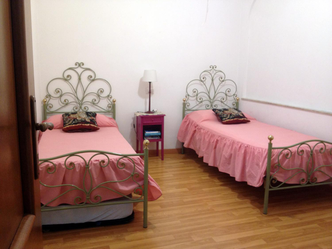 Others 4, Mavi's bedrooms, Lucca