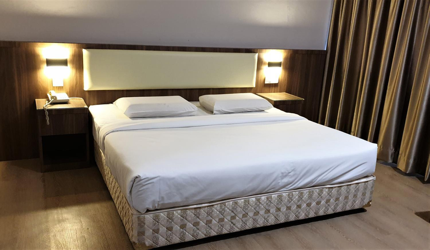 Bedroom 9