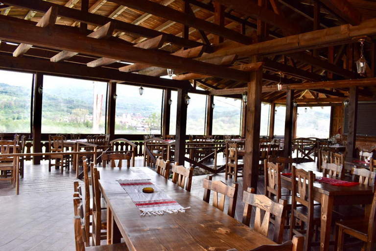 Food & Drinks 4, Pensiunea Arizona, Corbeni