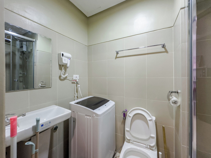 Bathroom 3, GemstoneBR in SMDC Fame Residences, Mandaluyong