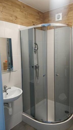 Bathroom 2, Jurajska Przystan, Częstochowa