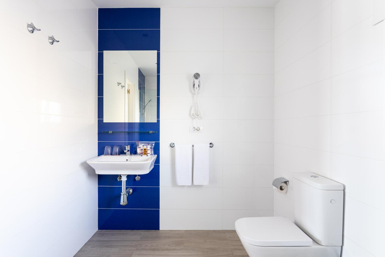 Bathroom 4, Globales Costa Tropical, Las Palmas
