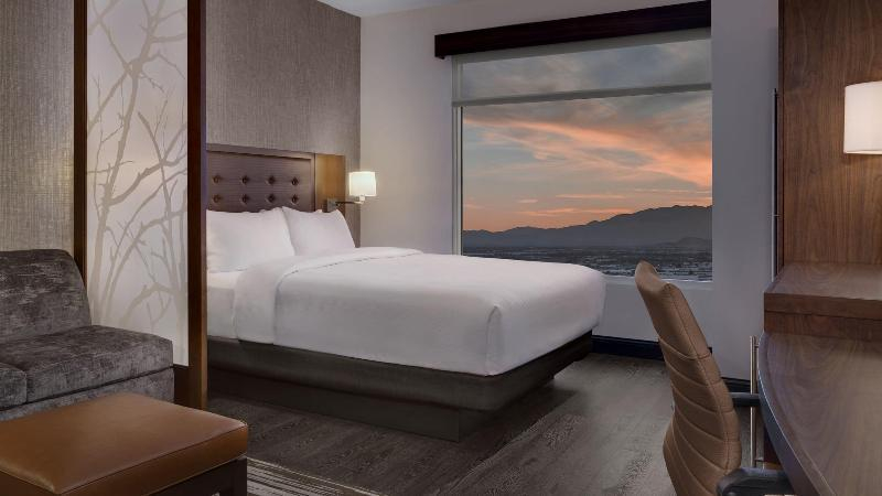 Bedroom 25