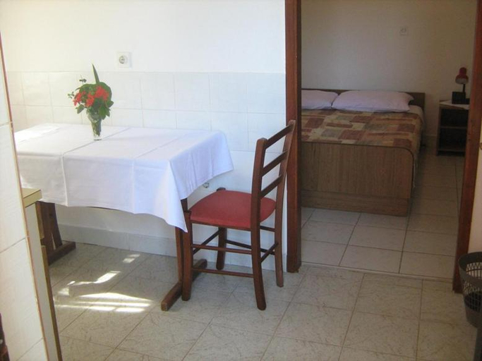 Bedroom 2, Villa Maria, Novigrad