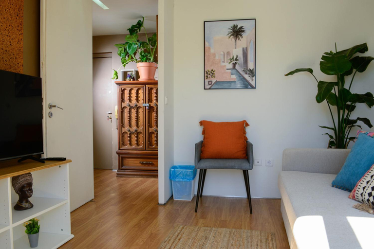 Others 3, Travel & Live Alegria Apartments, Porto
