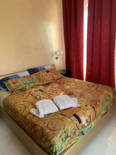 Bedroom 3, NATIONAL GALLERY TAORMINA B&B, Messina