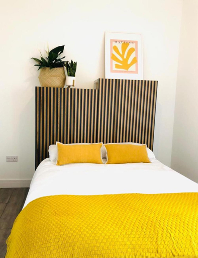 Others 4, The Kepties, 5 x 1 bedroom Luxurious Serviced Apartments, Angus