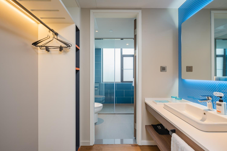 Bathroom 5, Holiday Inn Express TAIYUAN HIGH TECH ZONE by IHG, Taiyuan