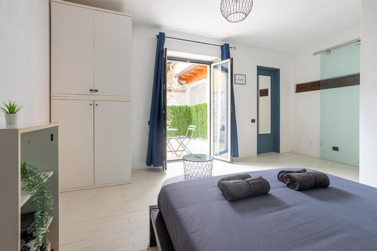 Bedroom 9